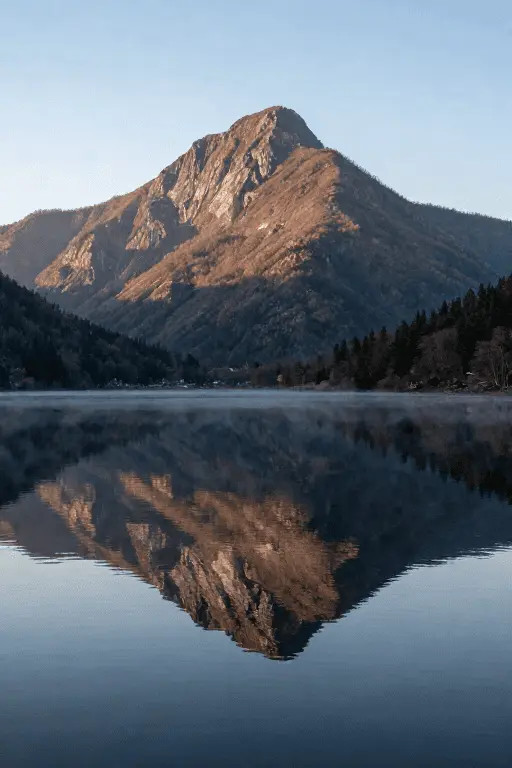 Stillness is not the absence of life, but its ultimate concentration. Like the mountain, learn to be an unshakeable presence in the face of the storm; in this total silence, panic dissolves and only clarity remains.