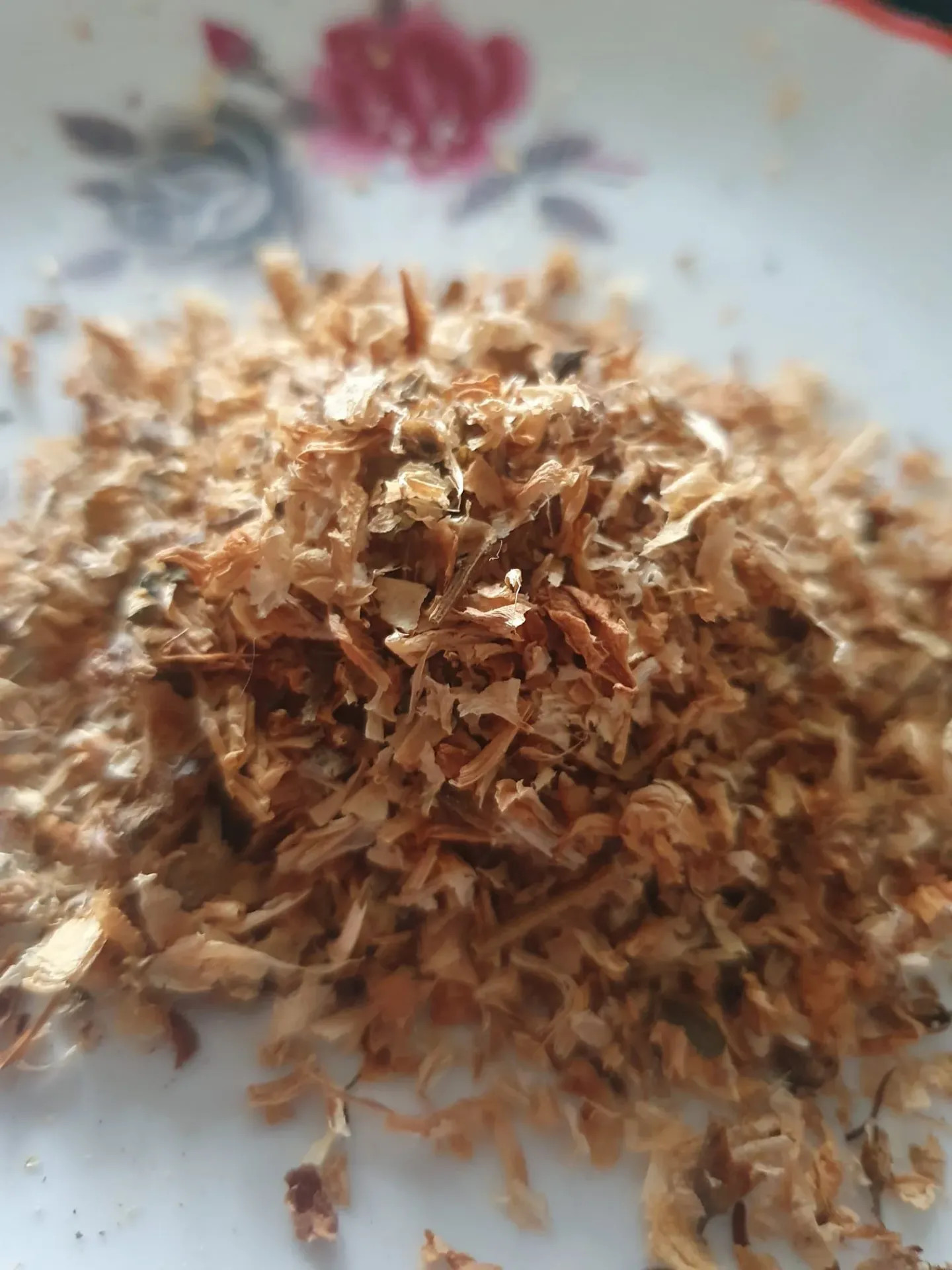 刺槐 (Robinia pseudoacacia) 一种有用的药用植物，用于对抗胃酸、缓解咳嗽、减轻压力以及其他自然疗法。